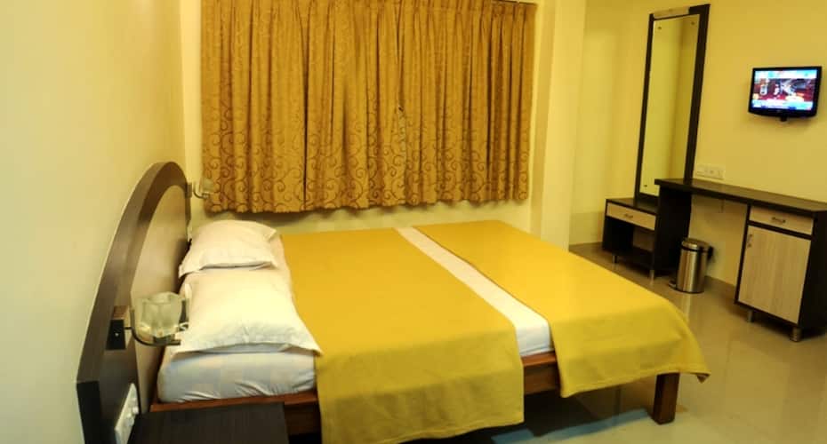 hotel saish international