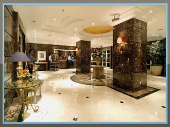 batavia hotel and serviced apartments