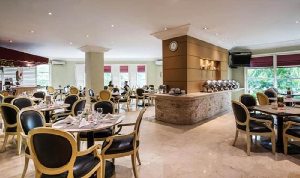 batavia hotel and serviced apartments