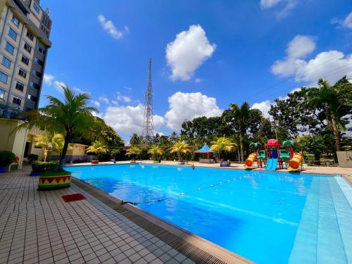 golden view hotel