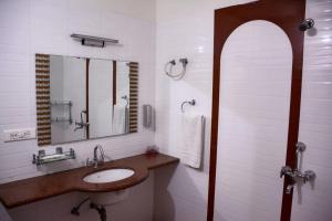 Narang Hotel,Hanumangarh>>Bathinda,3 star