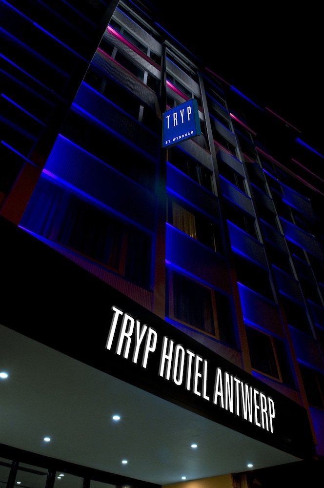 tryp by wyndham antwerp hotel