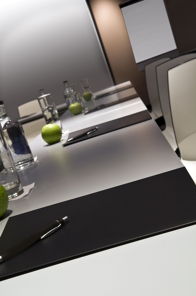 tryp by wyndham antwerp hotel