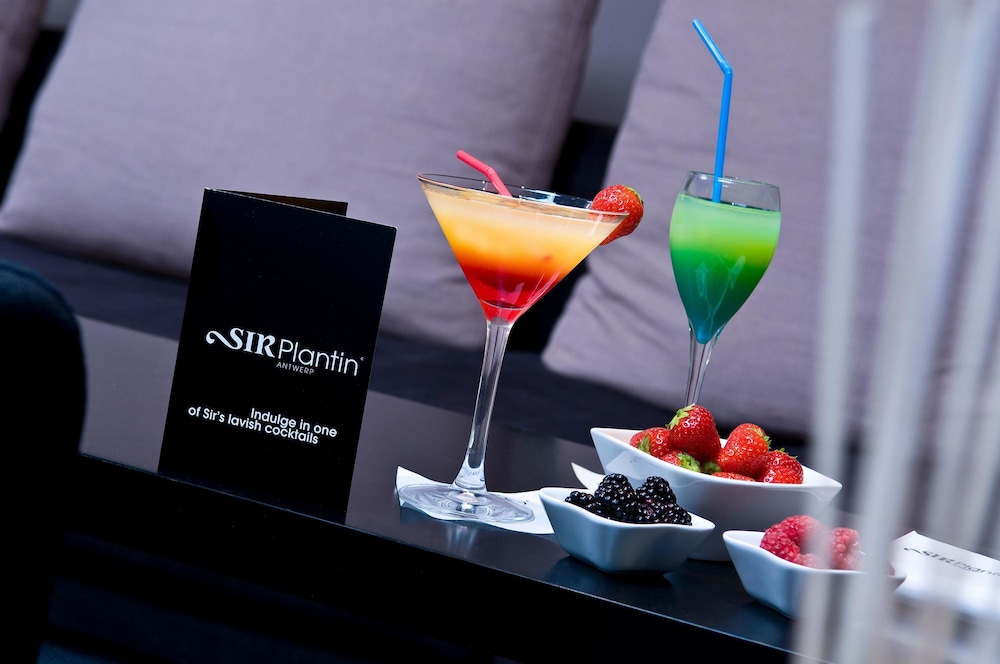 tryp by wyndham antwerp hotel