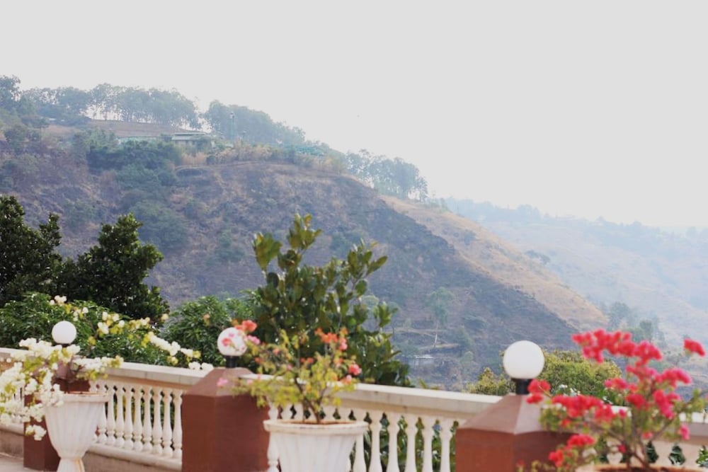 mount view executive the valley resort