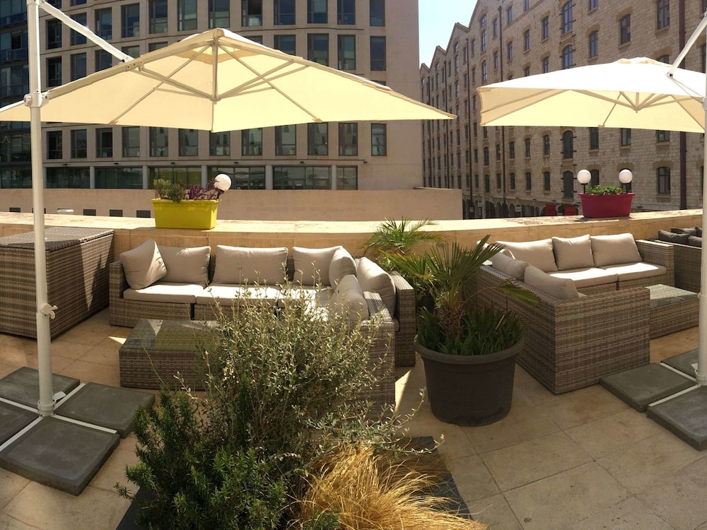 ibis marseille centre euromed