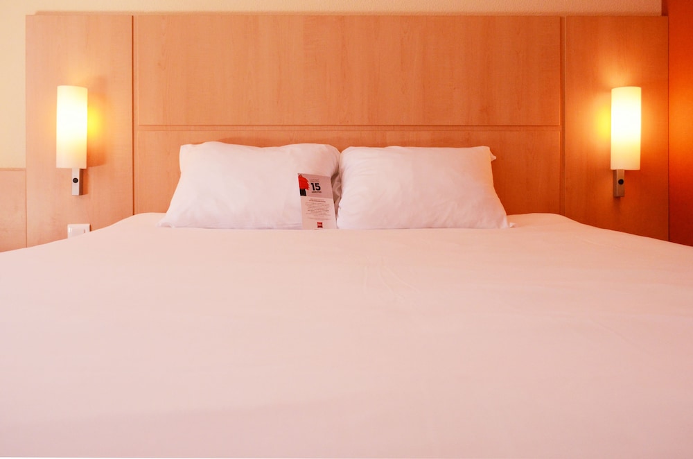 ibis marseille centre euromed