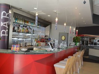 ibis marseille centre euromed