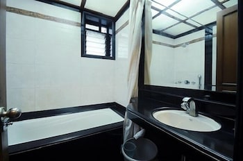 Dwaraka Residency,Thane>>Mumbai,3 star