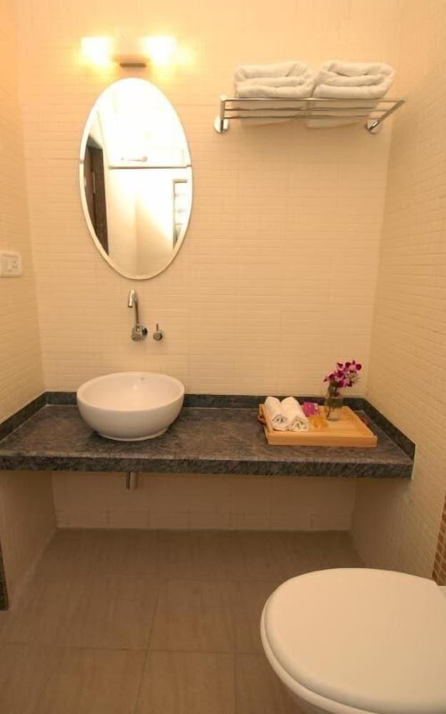 hotel sai palace budget