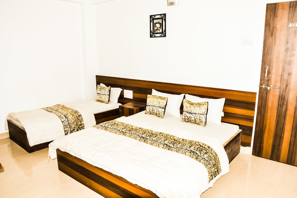 hotel sai gangotri