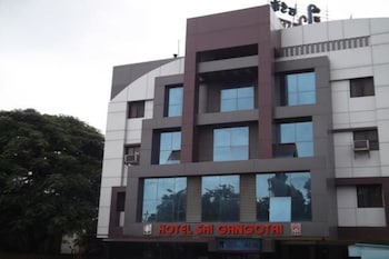 hotel sai gangotri