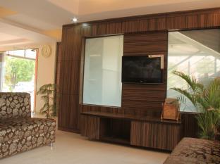 Hotel Sai Gurusthan,Aurangabad>>Ahmednagar,3 star