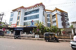 Hotel Vihar Deluxe Ratnagari,Main Road,3 star