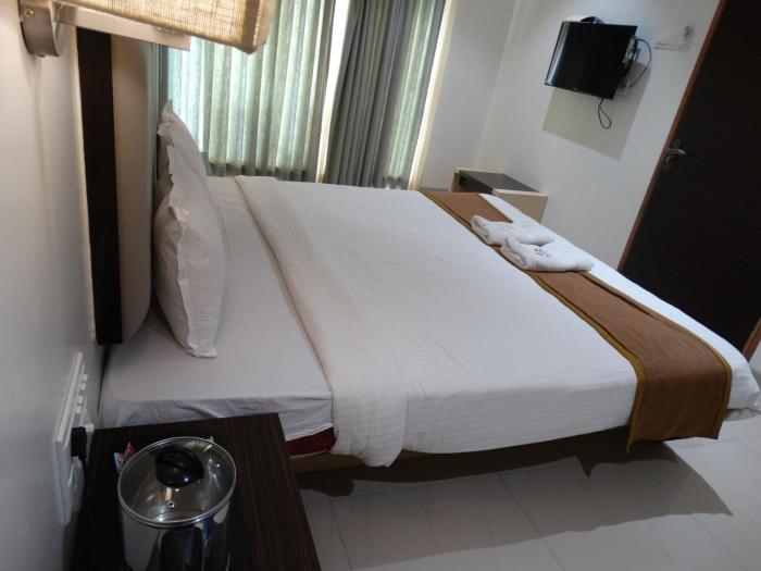 abhishek beach resort and spa