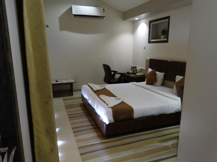 abhishek beach resort and spa