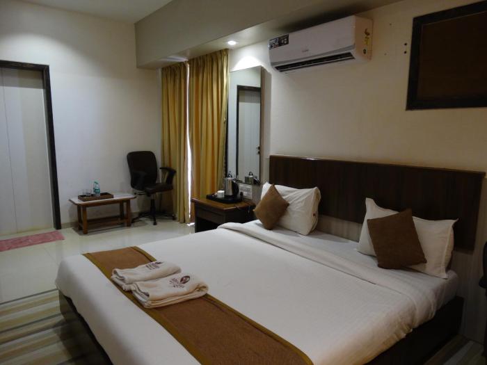 abhishek beach resort and spa