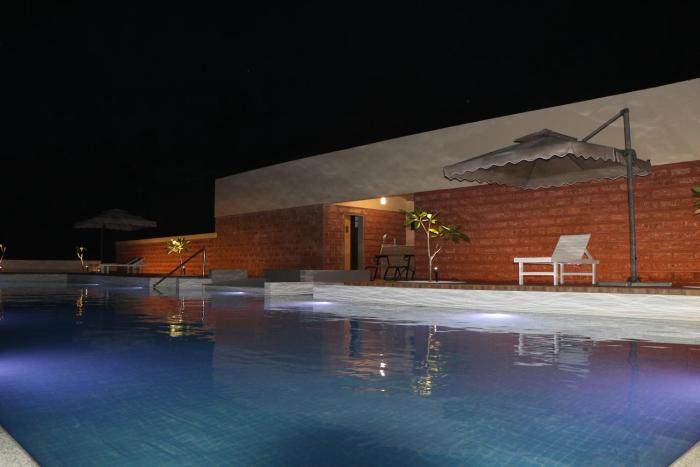 abhishek beach resort and spa