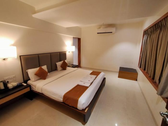 abhishek beach resort and spa