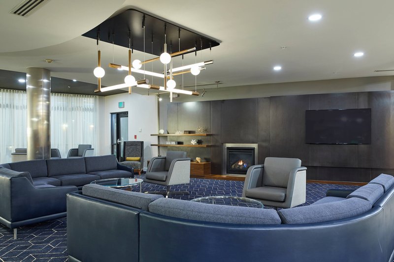 courtyard by marriott medford airport