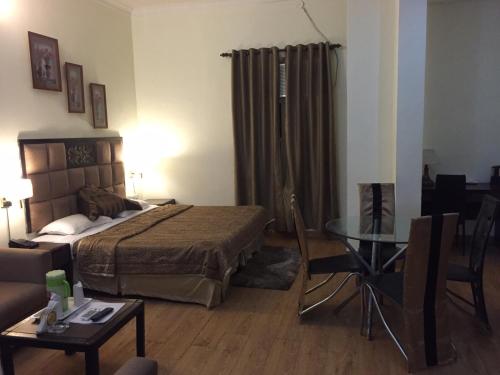 Hotel Dreamz,India>>Karnal,3 star