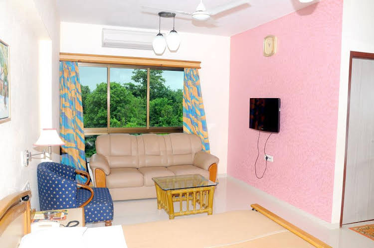 hotel neelams countryside