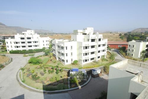 camel valley resort and spa