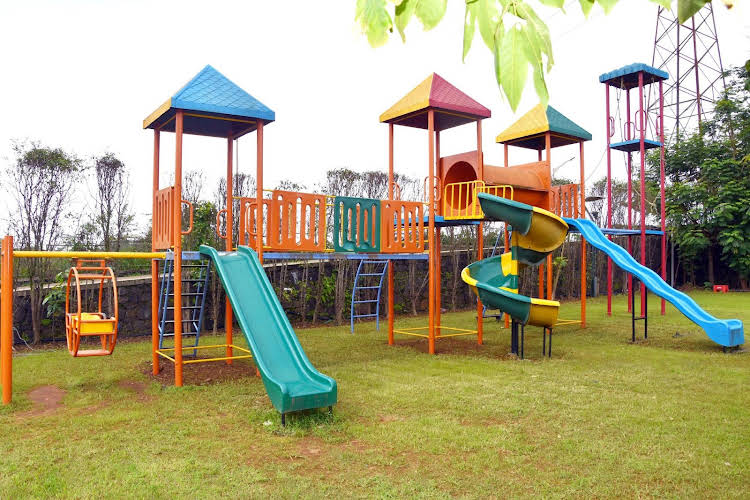 camel valley resort and spa