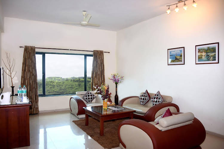 camel valley resort and spa