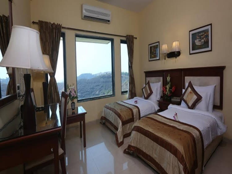 camel valley resort and spa