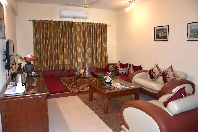camel valley resort and spa