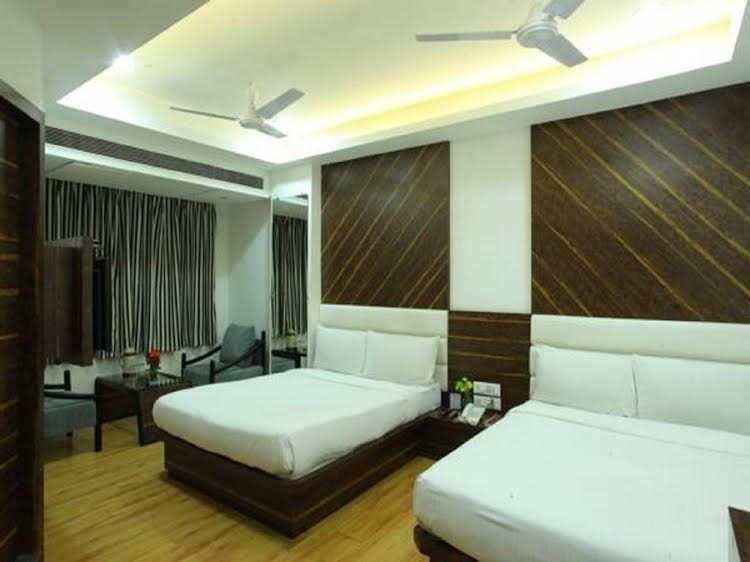 hotel kanchan tilak