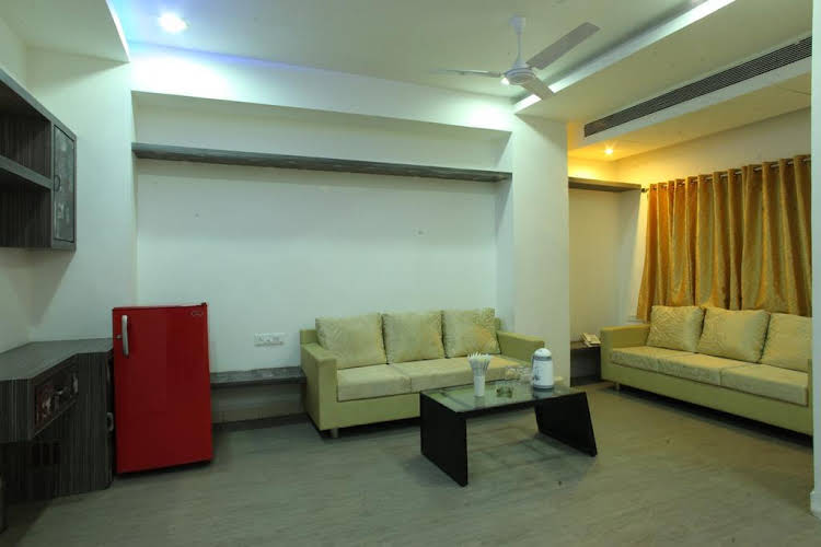 hotel kanchan tilak