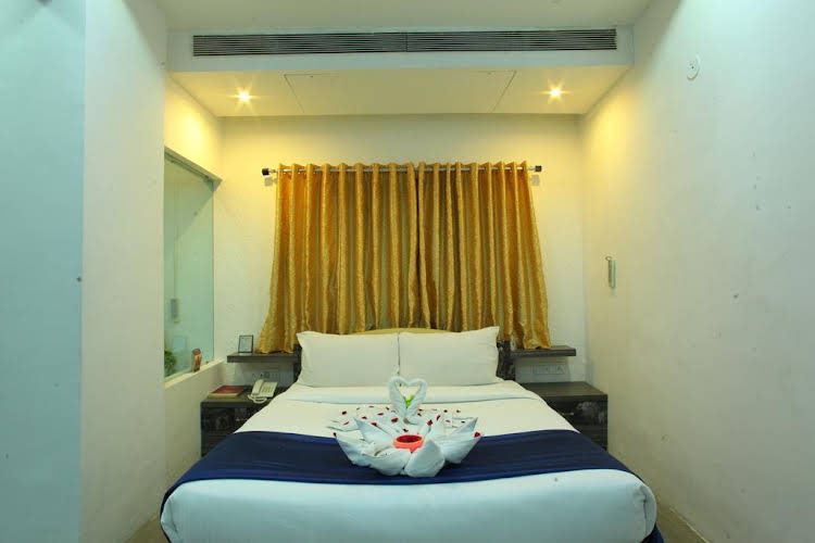 hotel kanchan tilak