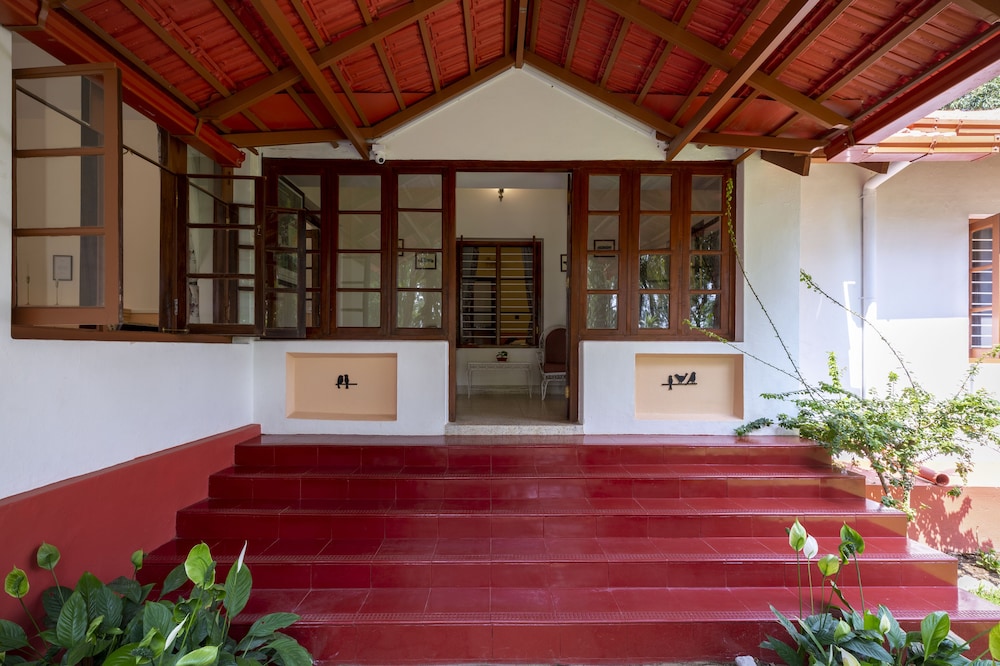 pollibetta bungalow coorg