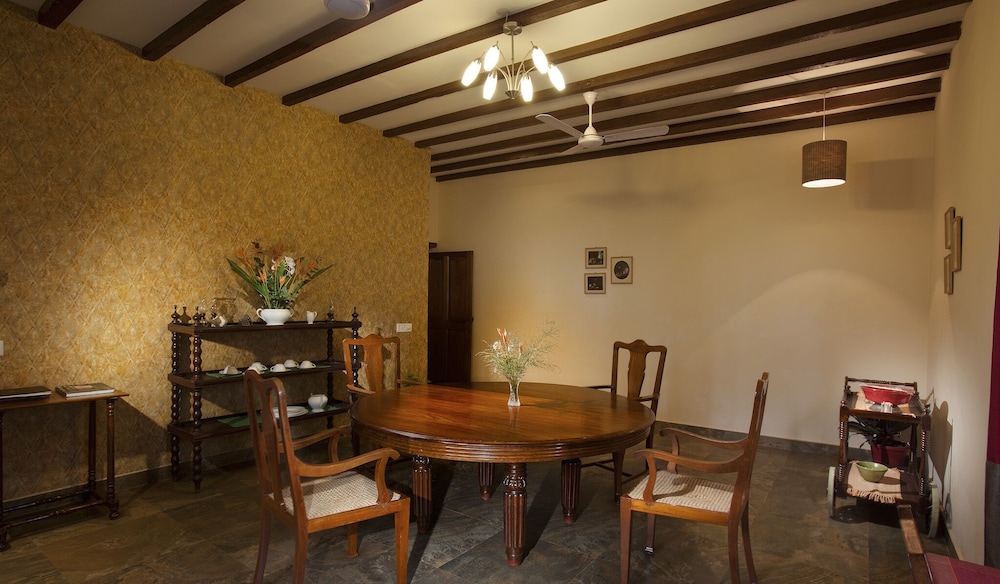 pollibetta bungalow coorg