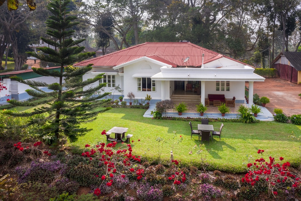 pollibetta bungalow coorg