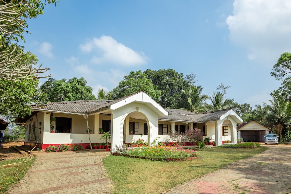pollibetta bungalow coorg