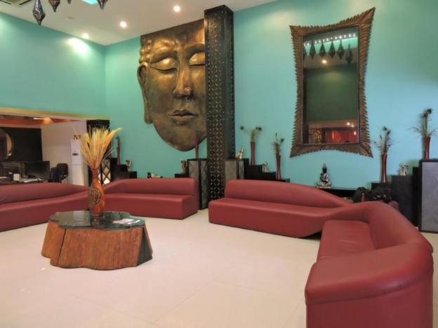 hotel avn grand
