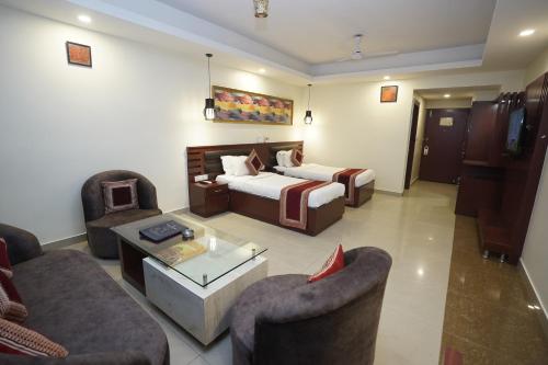 hotel avn grand