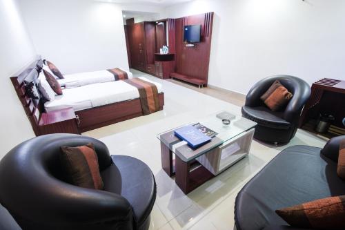 hotel avn grand