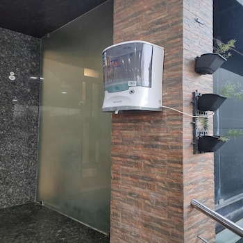 hotel avn grand