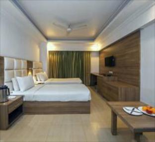 b s park plaza