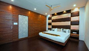 b s park plaza