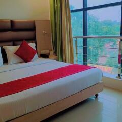 b s park plaza