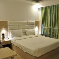b s park plaza