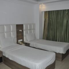 b s park plaza