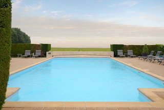 Chateau De Pizay,Belleville-En-Beaujolais>>Belleville,4 star