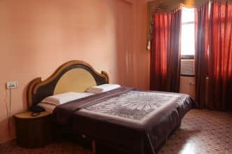 Hotel Blue Saphire,Railway Road,2 star