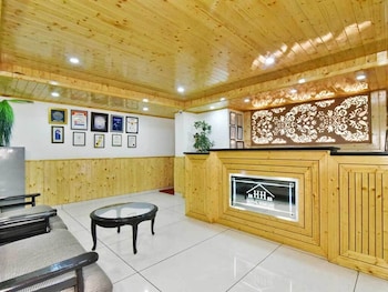 hotel himgiri